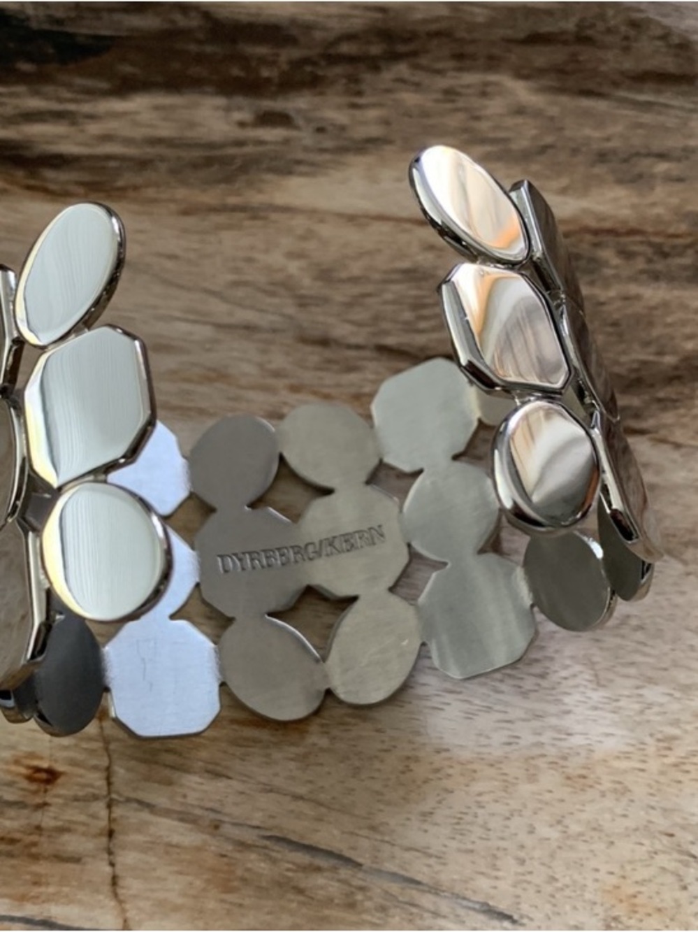 Stunning Dryberg/Kern Keira Geometrical Silver Cuff Bracelet - Picture 3 of 6
